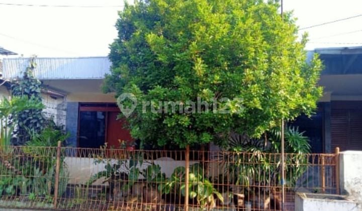 JARANG ADA RUMAH BESAR TENGAH KOTA BISA DIBUAT 2 RUMAH BARU di MAINROAD SAYAP BKR