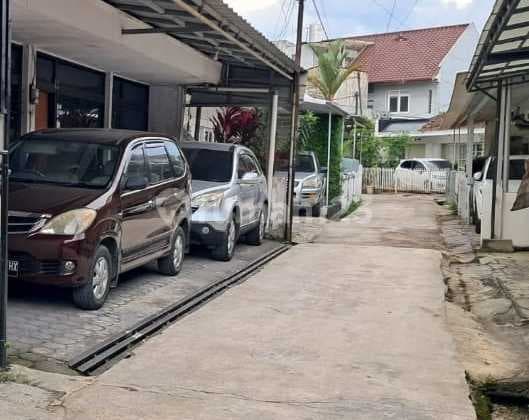 Rumah 2 Lantai Dgn 5 Kamar di Tengah Kota Bandung