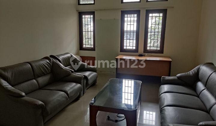 RUKO BAGUS SIAP PAKAI 2.5 LANTAI DI PUSAT KOTA BANDUNG