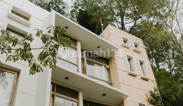 Rumah Baru Design Minimalis Kontemporer Di Dago Harga 1 Miliar Saja
