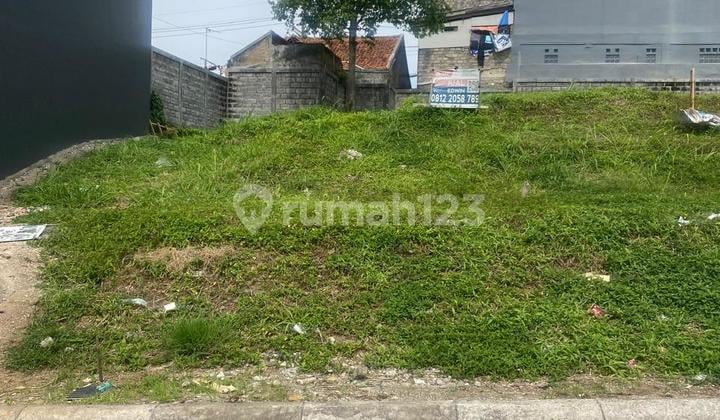 Strategic Position Ready-to-Build Land Plot In Setraduta