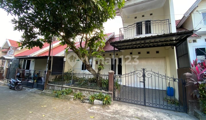 Minimalist House Near UII Kaliurang