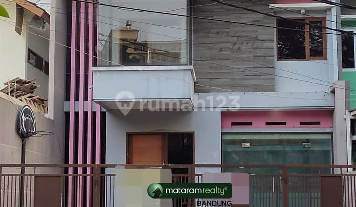 Disewakan Rumah Lokasi Strategis Sayap Cihapit, Bisa Untuk Kantor