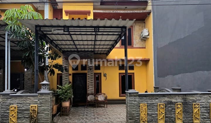 Rumah 3 R. Tidur 2 Lantai Kaisar Mansion B4 Karawaci Tangerang