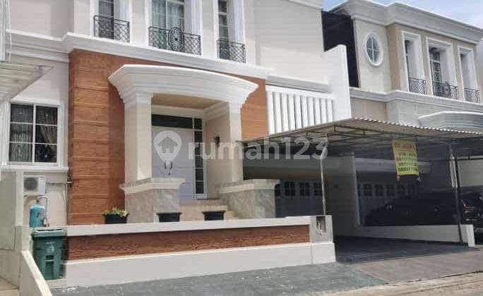 Rumah Mediterania Boelevard-kuda Laut