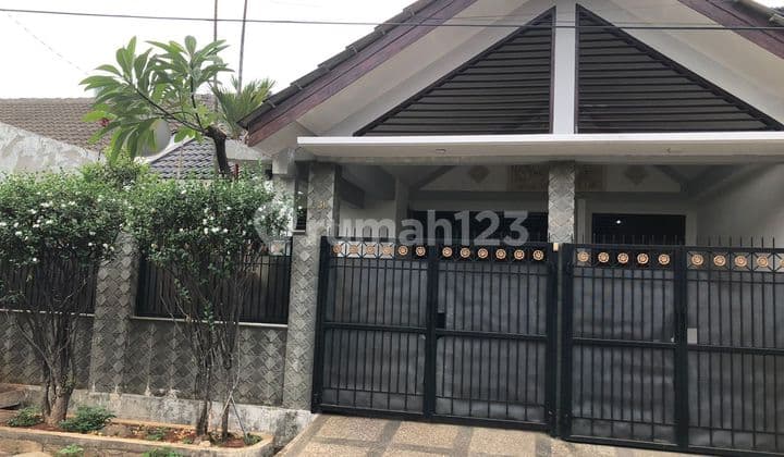 Rumah Nyaman Dalam.komplek Pamulang Permai