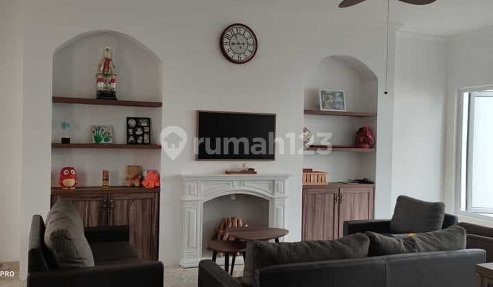 For Sale: House in Pondok Hijau Golf Cluster Saphire