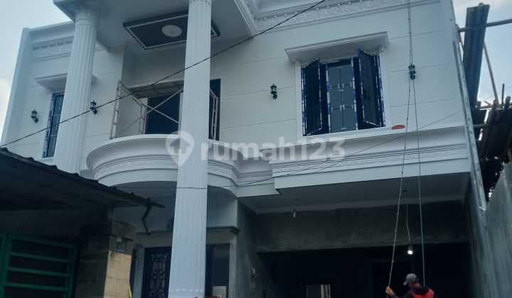 Dijual Rumah di Jalan Durian SHM Private Pool