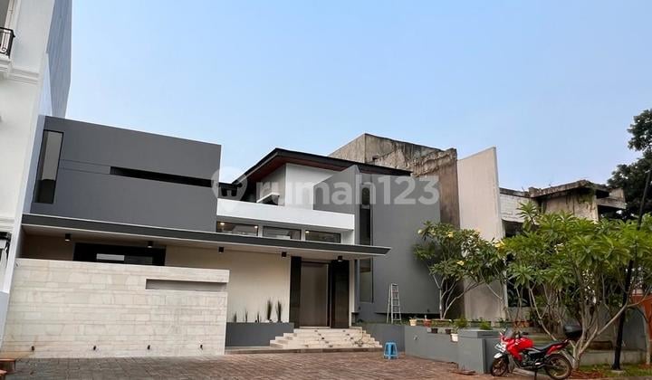 Golf Cluster Termewah Emerald Cove Selatan Summarecon