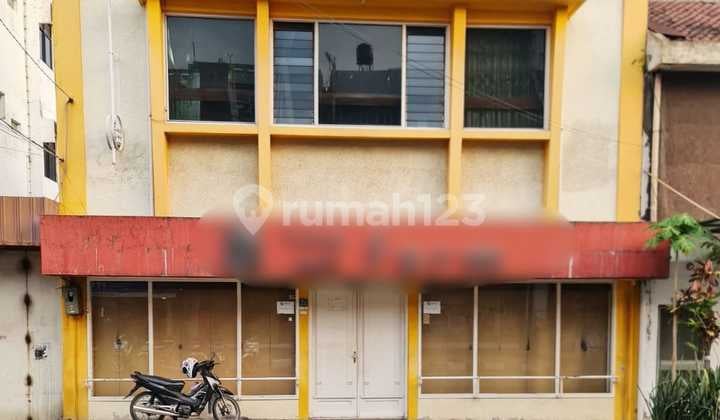 Jual Bu semi Ruko di Pasar Baru bandung.jln Raya..lokasi Bgs