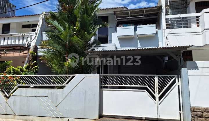 Frans Cen jual Bu rumah Green Garden.murah