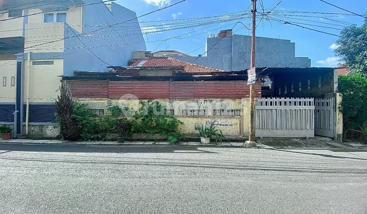 BU MURAH -rumah di duri kepa-dekat kelurahan duri kepa.jalan boulevard.banting harga.wow lt240m2