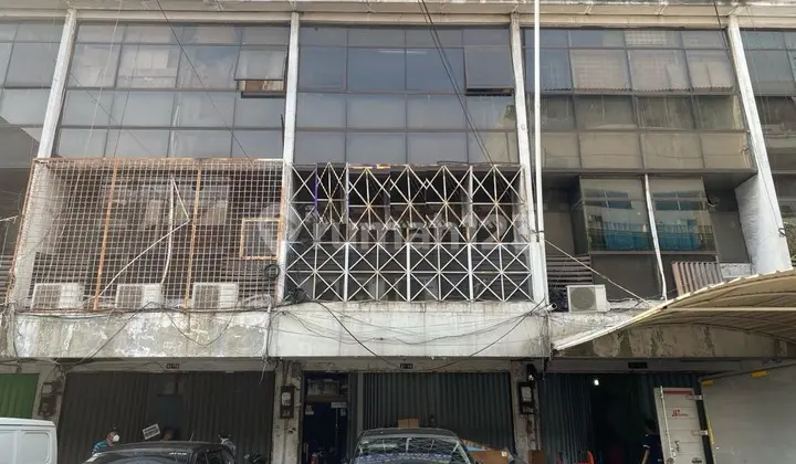 FOR SALE - FRANS CEN-Ruko in Roxy Mas, suitable for office, warehouse, and business. Land size 4x15, 4 floors.