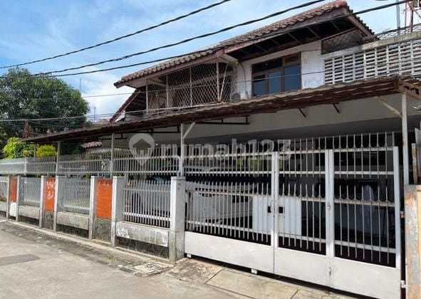 Rumah Dijual di Jelambar Prima Indah - Jakarta Barat.jarang Ada..Murah Wow Lt.250m2