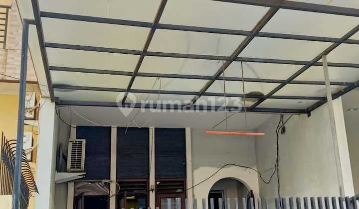 FRANS CEN-Jual cepat-rumah taman ratu.bgs.sudah renov.cakep.jln 2 mbl lt.4x20/2,5lt