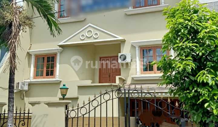 For sale: Mrs. Bu's house in Puri Indah. 9x20, 2.5 floors, cheap. Great location.