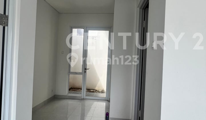 Paramont Petals Rumah Baru Serah Terima.