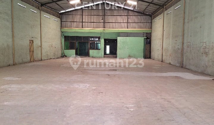 Gudang / Ruang Usaha di Gayamsari Semarang Timur