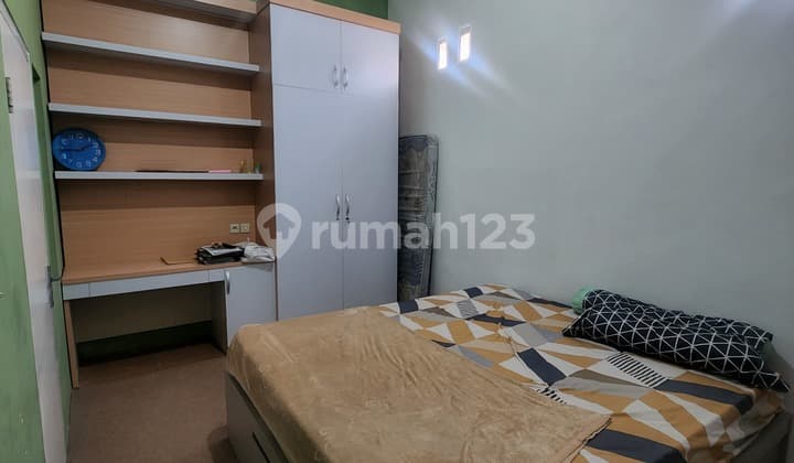 Rukos Bagus Di Jl. Kenconowungu, Semarang