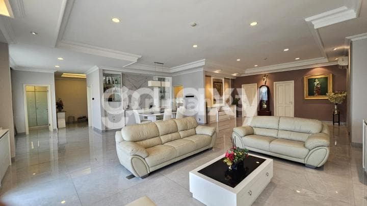 Jual Apartemen Parama Full Furnished Mewah Jl. Sisimangaraja, Candisari Semarang
