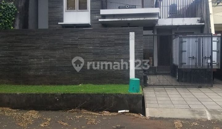Rumah nyaman 2 lantai di taman alfa indah joglo jakarta barat