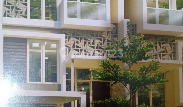 Rumah siap huni di taman semanan indah