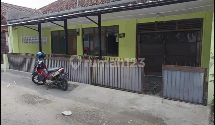 Disewakan Sayap Jalan Jakarta untuk Kantor 1 Lantai