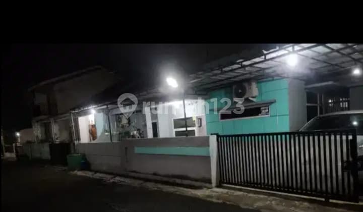 Quick Sale Cheap Price Comfortable House Margahayu Raya (Metro)