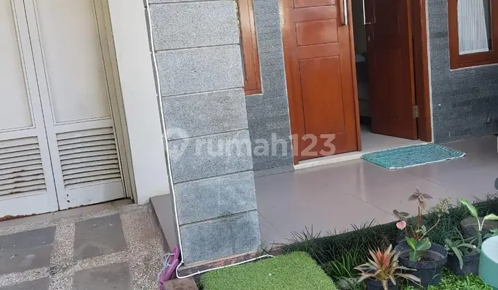 Rumah Minimalis Semi Furnish di Komplek Reog Karawitan Turangga Buahbatu SHM
