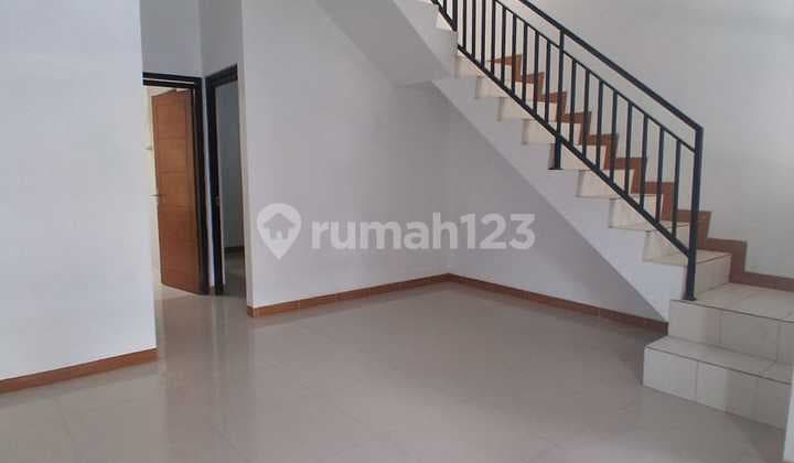New Ready-to-Occupy 2-Story House in Kalijati Antapani Complex, Bandung