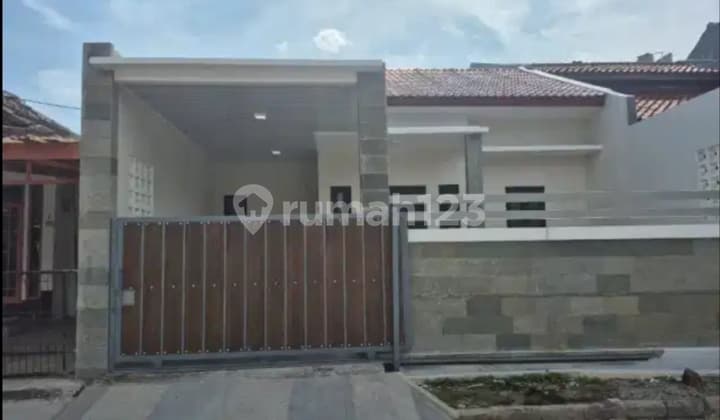 Rumah Baru Siap Huni di Komplek Antapani Bandung
