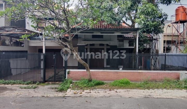 Rumah Strategis bisa Kantor di Sayap Karawitan Turangga Buahbatu SHM