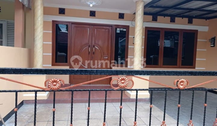 Rumah Siap Huni di Komplek Adipura Dekat Summarecon Bandung
