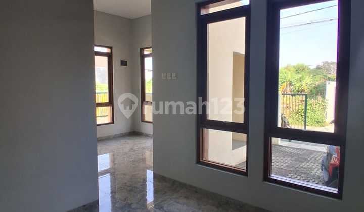 Rumah Baru Minimalis Siap Huni di Komplek Cisaranteun Arcamanik SHM