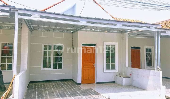 Rumah Gress belum pernah di pake Minimalis Kopo katapang DIE