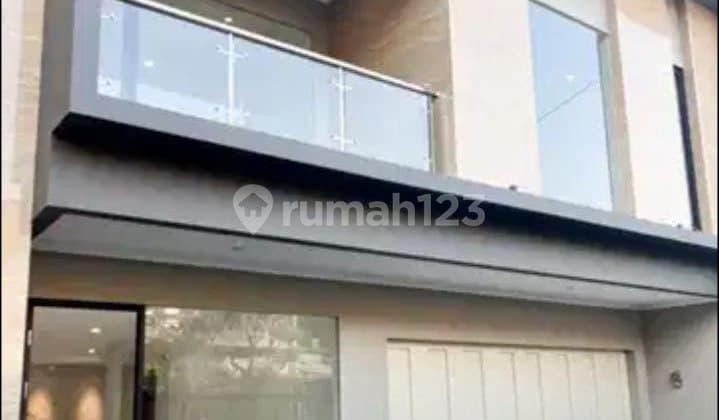 Rumah Super Mewah di Kawasan Elit Batunggal Bandung