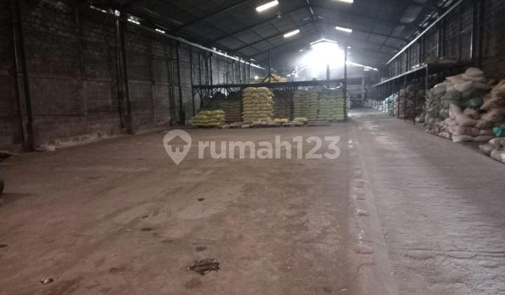 Building for Rent in Krikilan Area, Driyorejo, Gresik Building for Rent in Krikilan Area, Driyorejo, Gresik