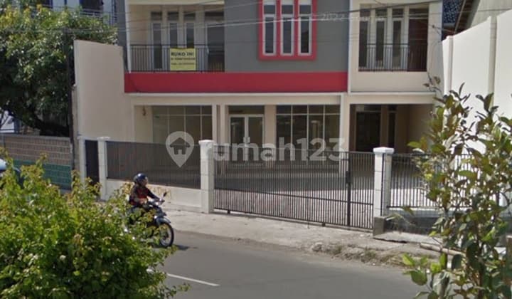 Disewakan Gedung Cocok Untuk Kantor Lokasi Strategis Dekat Pusat Kota Cirebon