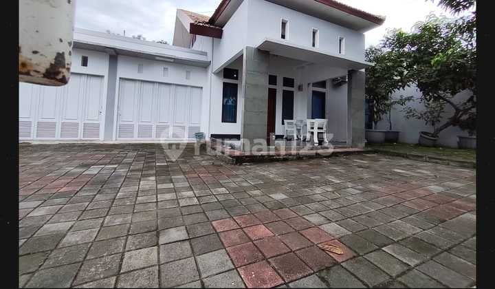 Rumah Bagus Tanah Luas Siap Huni Dekat Pusat Kota Cirebon