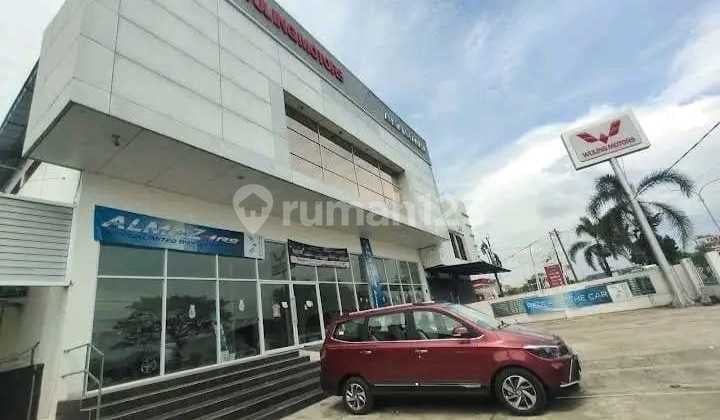 Showroom Ex Dealer Mobil Lokasi Strategis Di Pantura Indramayu