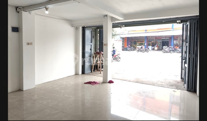 Ruko 2 Lantai Siap Pakai di Mainroad Sumber Cirebon