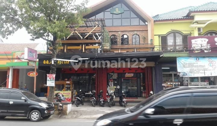 Ruko 2 Lantai Dekat Pusat Perbelanjaan di Sumber Cirebon