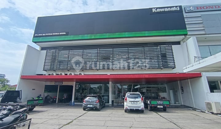 Disewakan Gedung Showroom Di Bypass Pantura Kota Cirebon
