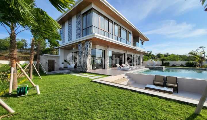 Luxury Brand New Villa With Spectacular Unblock Ocean, Airport, Toll And Mountain In Jimbaran