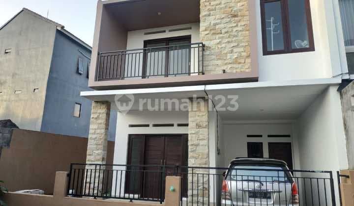 Dijual Rumah Modern Minimalis Dua Lantai Renon