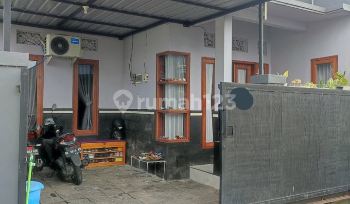 Rumah Minimalis Dekat Fasilitas Umum di Batubulan