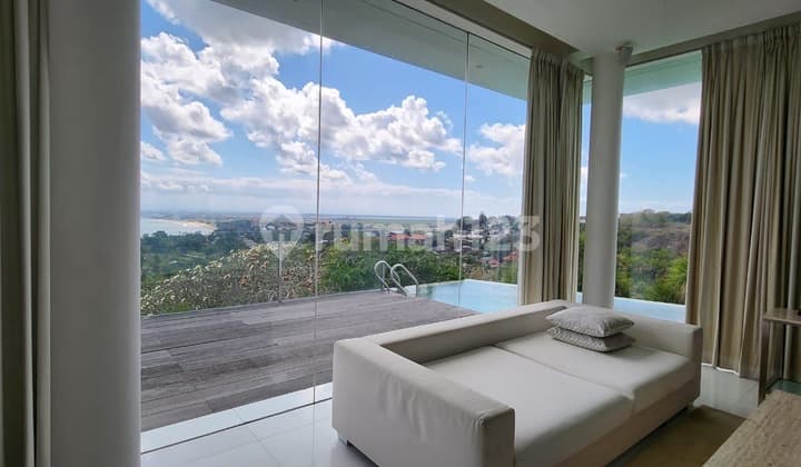 Villa Modern dengan Pemandangan Laut & Bandara di Pantai Jimbaran