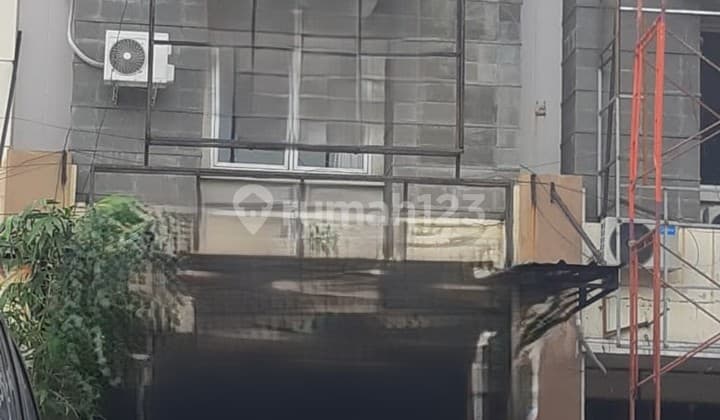 Dijual Ruko Cemara 3 LT di Kota Harapan Indah Bekasi