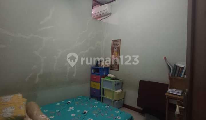 Dijual Cepat Rumah + Ruko 2LT ( connecting depan belakang) di daerah Harapan Indah 1... Bisa untuk usaha & tempat tinggal/ kost2 an...