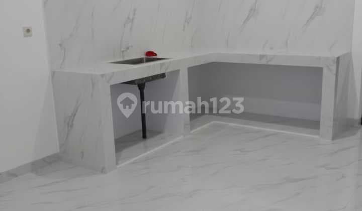 Dijual Rumah Baru 2 lantai di Harapan Indah Bekasi